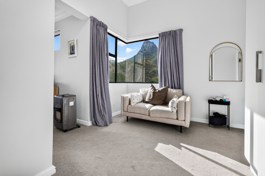 To Let 4 Bedroom Property for Rent in Camps Bay Western Cape
